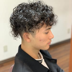 4ページ目 メンズのオススメ順 パーマ 外国人風の髪型 ヘアスタイル 楽天ビューティ