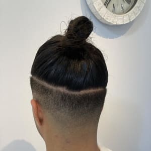 メンズのオススメ順 ツーブロック レッド ピンク ミディアムの髪型 ヘアスタイル 楽天ビューティ