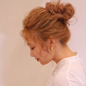 オススメ順 カット アップ イエロー オレンジ セミロングの髪型 ヘアスタイル 楽天ビューティ
