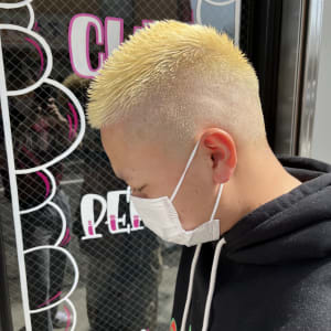 メンズのオススメ順 ボウズ イエロー オレンジの髪型 ヘアスタイル 楽天ビューティ