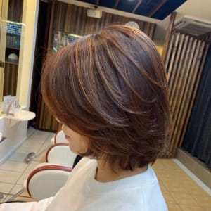 2ページ目 オススメ順 50代 レイヤー ブラウン ベージュ ミディアムの髪型 ヘアスタイル 楽天ビューティ