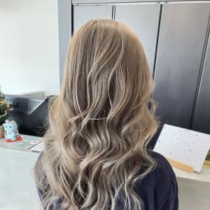 ミルクティーパステル ジルスチュアート ビューティ］ヘアミルク ミルクティーブレンド