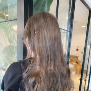 10代20代30代ミルクティーベージュダブルカラー | LUVISM 万代/新潟駅