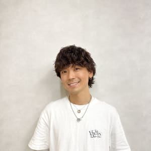 倉持 勝太 | HAIR & MAKE EARTH 新越谷店(ヘアメイクアース