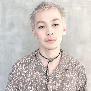 メンズ ベリーショート ホワイトブリーチ 大須 | i l l(イル)のヘア