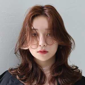 人気の贈り物が 韓国風カールロング | EARTH coiffure beauté 佐野新都市店 ブースター・導入液
