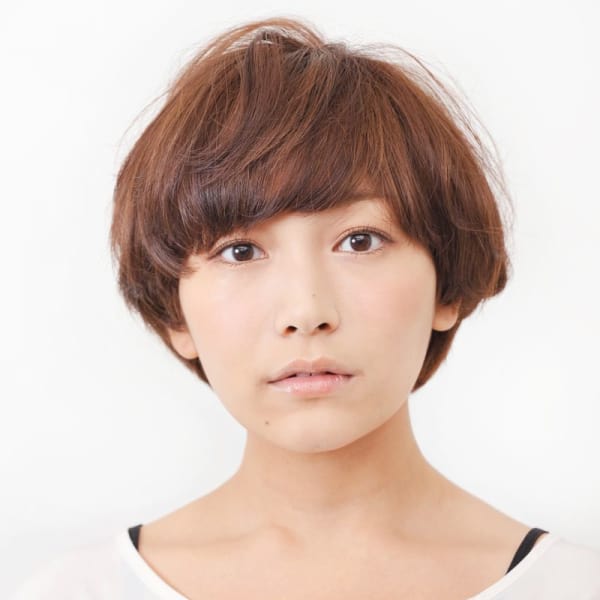 モードアイコンなショートボブ