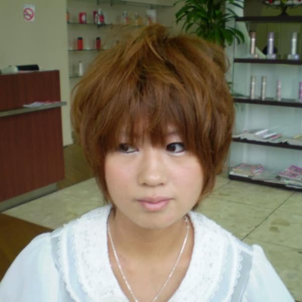 柔らかショートレイヤースタイル