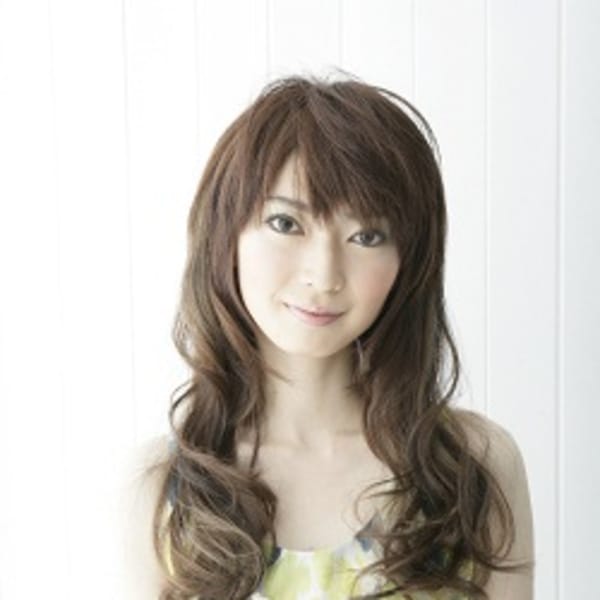 ロングのウエーブパーマ