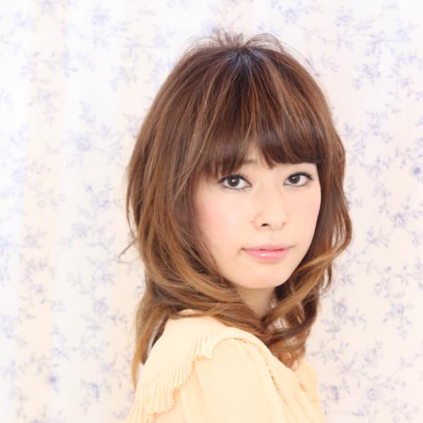 見返りゆるミディー