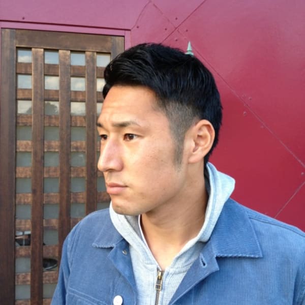ツーブロックおしゃれリーゼント