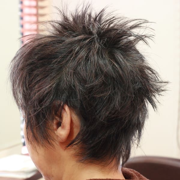 個性的で無造作「無邪気な子供がハサミを入れた風」|hair Qril