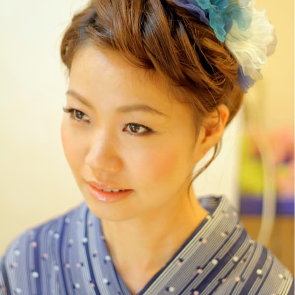 ドレスにも似合う編み込みスタイル☆結婚式や二次会にも☆浴衣|broto