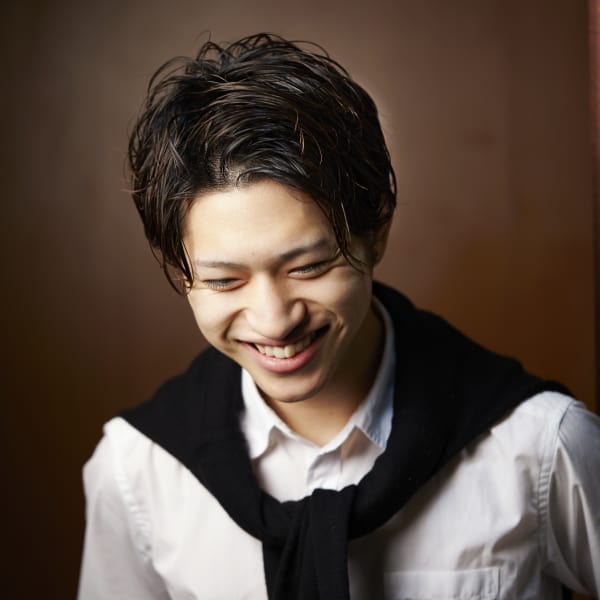 ◆鋭い束間でシャープ感を強調◆ツヤを与えて大人仕立てに!