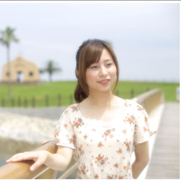 テーマ「海辺のポニーテール」|エッチ 美容室