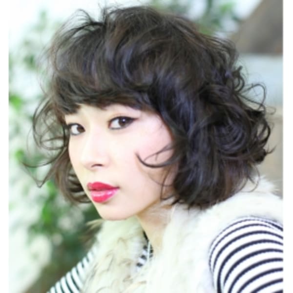 暗い色でなぜ重たくない!?☆勝気なウェーブで勝負☆