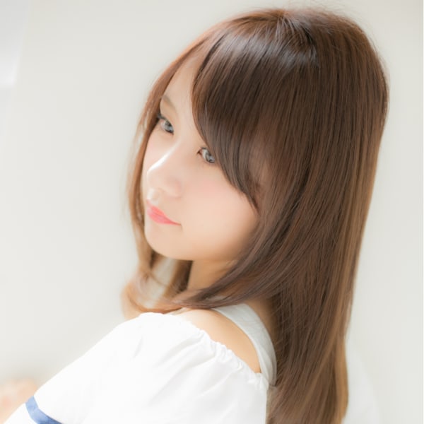 柔らかなストレートが女らしさを際立てる☆ナチュラルストレート