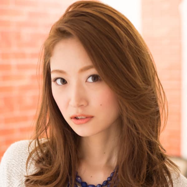 くびれカールでスウィートフェミニン