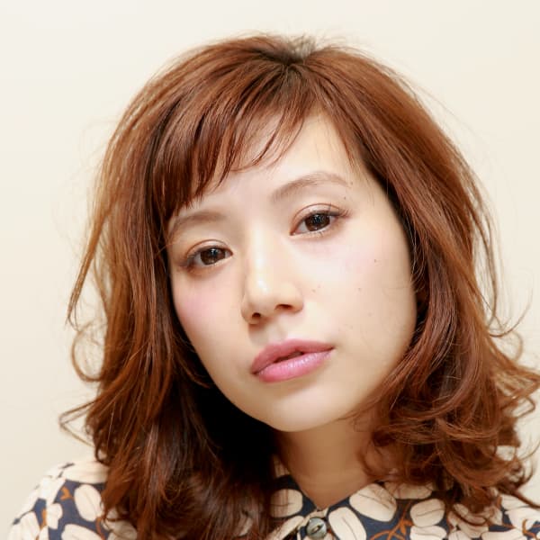 大人可愛い☆ショートバング+ゆるふわミディ☆|Stujio