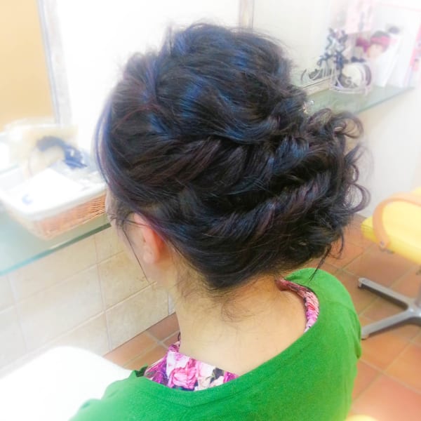 ねじり編み込みサイドアップｍ