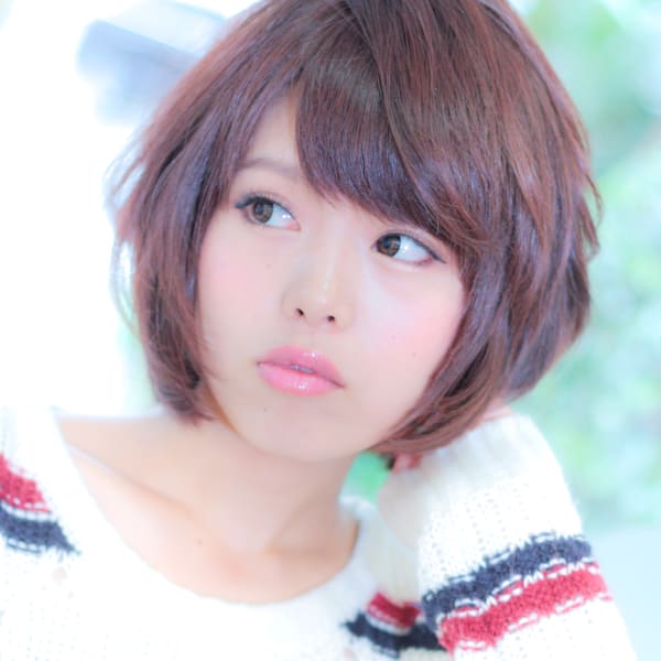 大人なかわいいショートボブスタイル