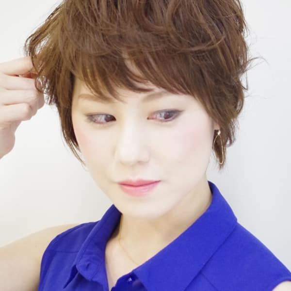 トップだけ！のゆるふわスプリングパーマスタイル