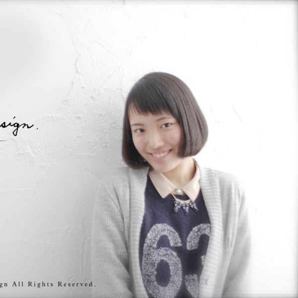 短め流しバングでふわっと揺れるボブ