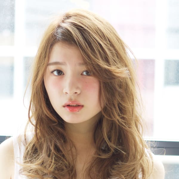 大きめウェーブイノセントアッシュのセミ【N-208】