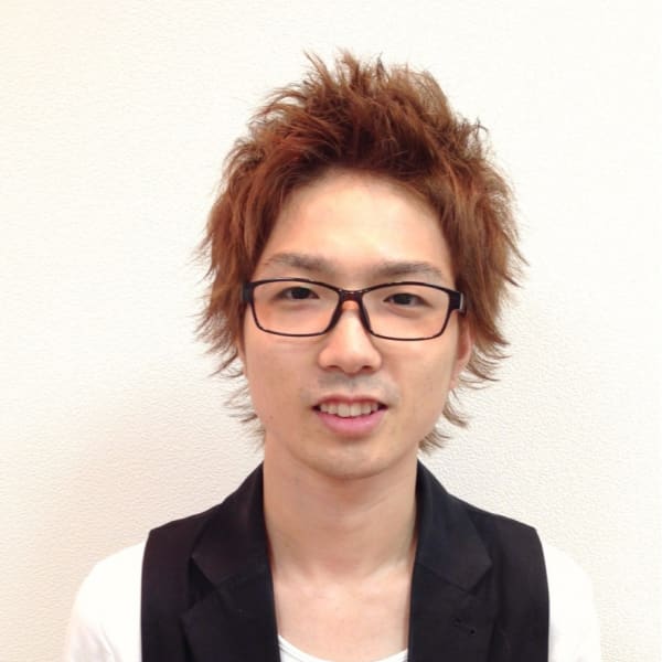 モテ要素をたっぷり仕込んだアップバングショート！