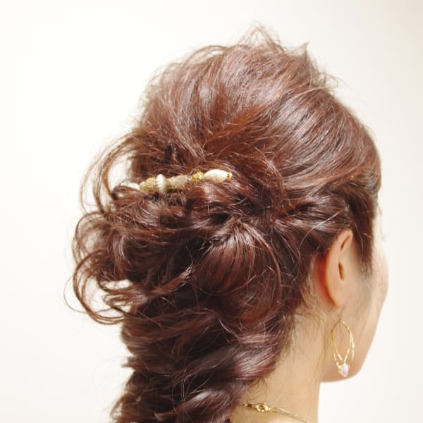 大人エレガントなフィッシュボーンアレンジ