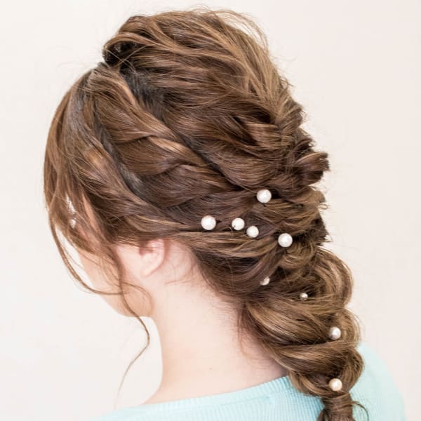 編み込みダウンヘア