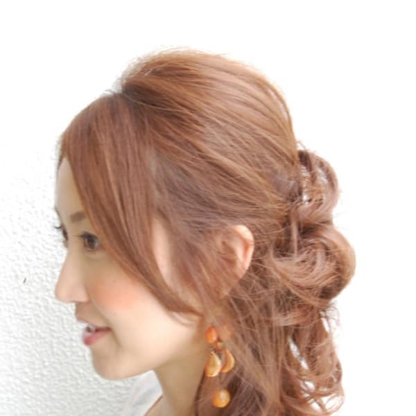 昼下がりのハニカミサイドアップ|rocca hair innovation 稲毛西口店