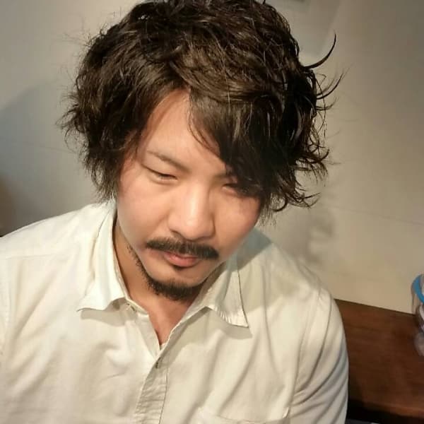 大人ミディアムワイルドパーマ