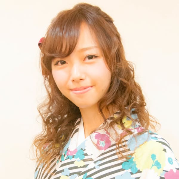 袴　着付け　ヘアセット　卒業式　横浜　石川町　元町