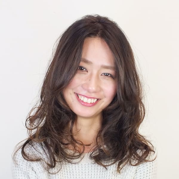 かわいいもモード感もだせる万能ウェーブ!|chakura arka Hair Salon
