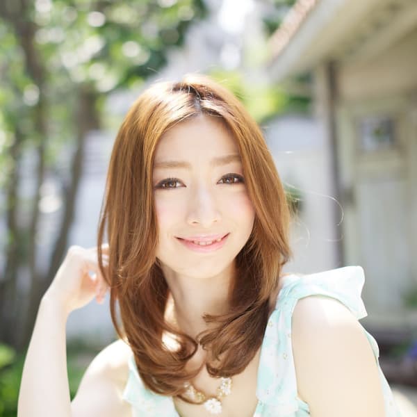 小顔ミディアム|Rydia 新宿東口店