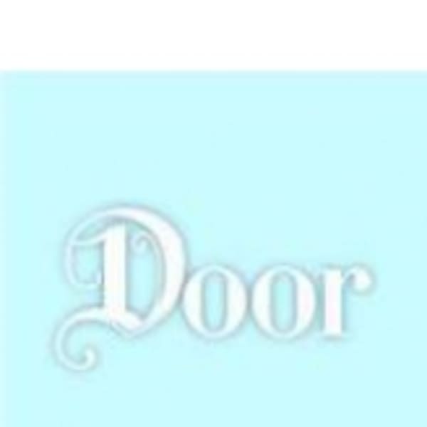 Door【ドアー】のスタッフ紹介。Door 
