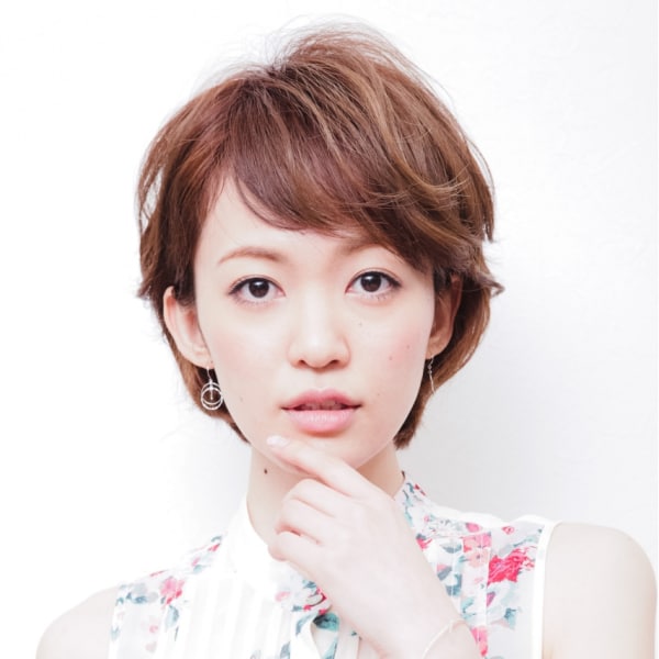 柔らかいニュアンスショートスタイル|LINKS GARDEN