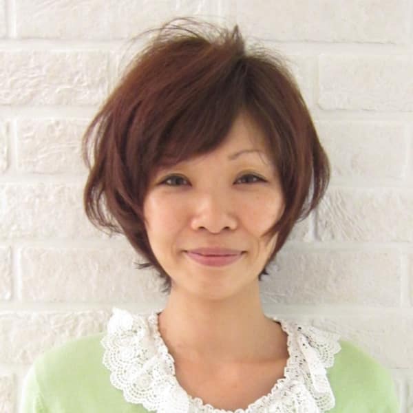 空気感のあるニュアンスショートスタイル|LINKS GARDEN