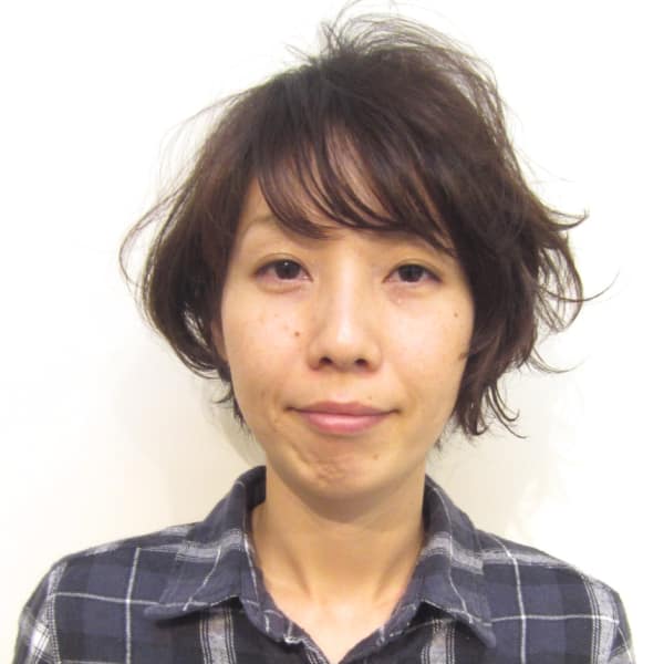 柔らかいニュアンスショートスタイル|LINKS GARDEN