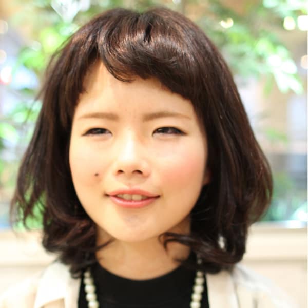 ベビーバングのバルーンヘア|salon un-reve