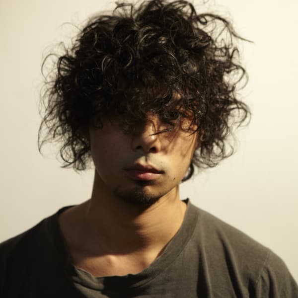 メンズのオススメ順 パーマ 外国人風 ミディアムの髪型 ヘアスタイル 楽天ビューティ