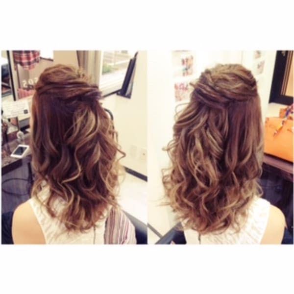 ナチュラルハーフアップ