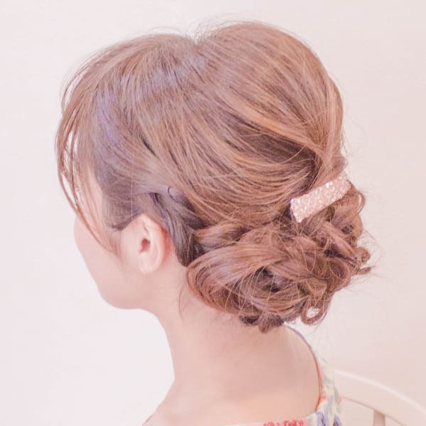 つるっとツヤっと下目アップ