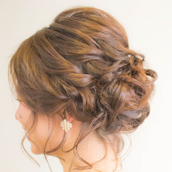 おくれ毛セレブ風アップ