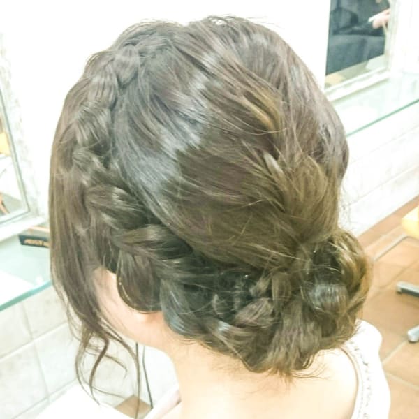 太目編み込みアップ