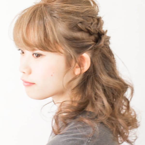 お出掛けハーフアップ