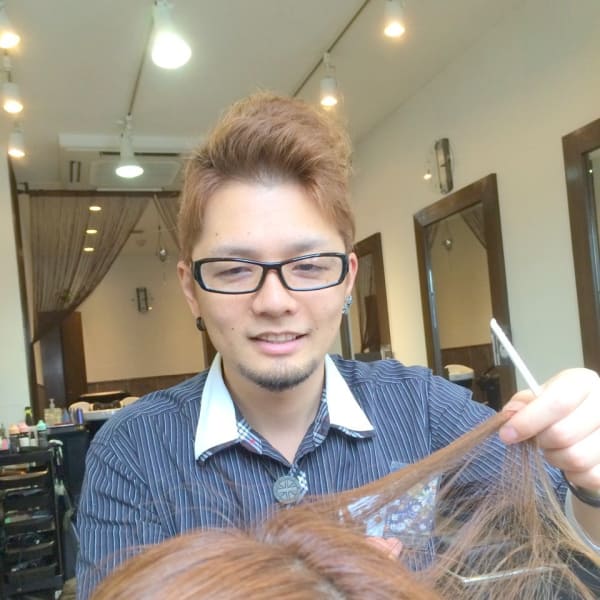Hair Salon it【ヘアーサロンイット】のスタッフ紹介。泉 拓也