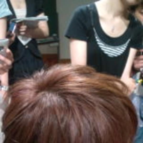 ショート（耳かかるぐらい）