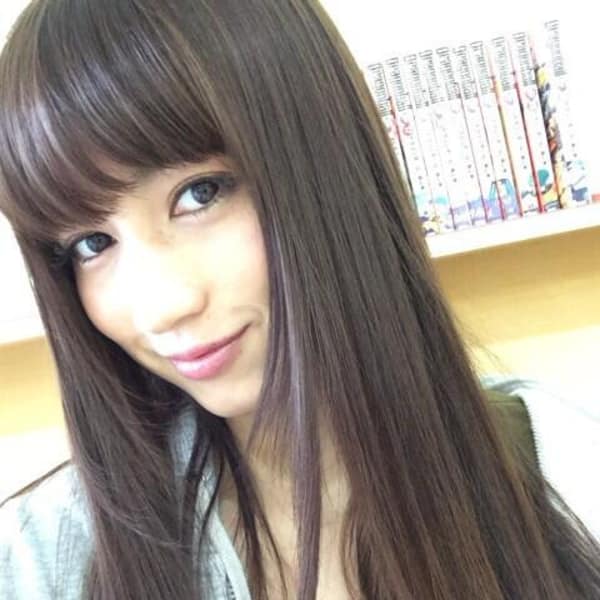 黒髪ストレート